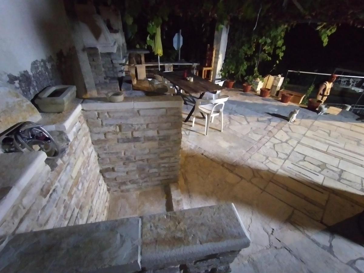 Stonemakers Hide Villa Kariótiko Kültér fotó