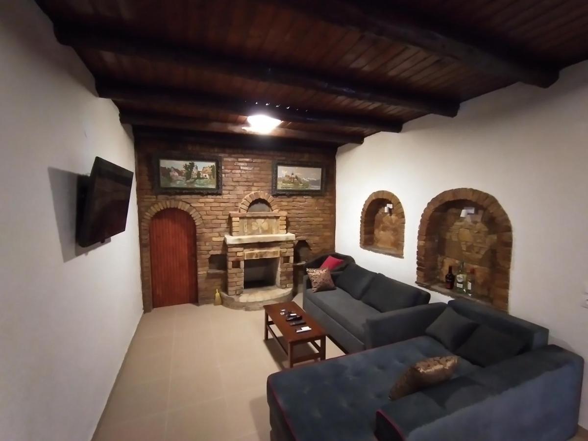 Stonemakers Hide Villa Kariótiko Kültér fotó