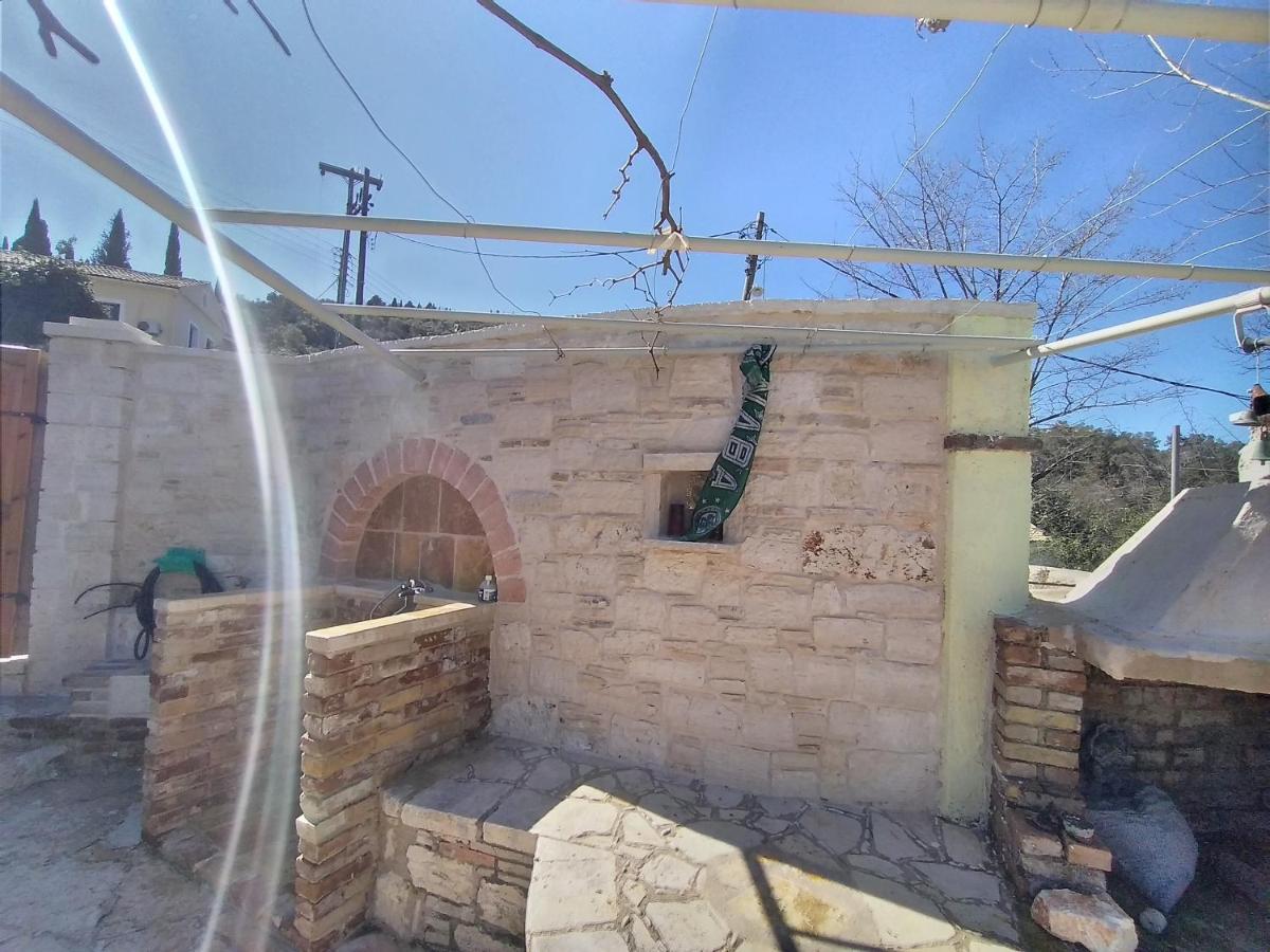 Stonemakers Hide Villa Kariótiko Kültér fotó